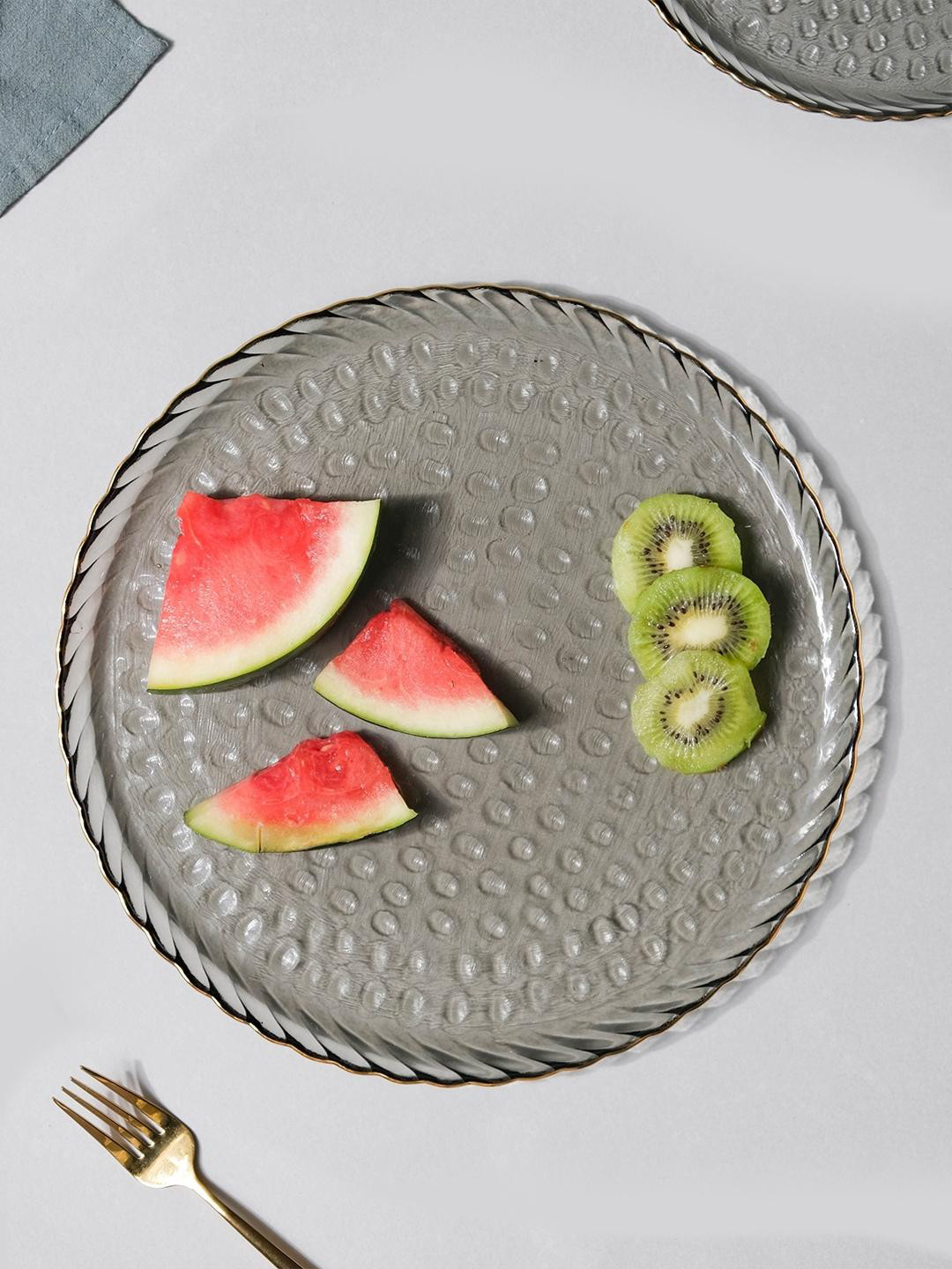 

Nestasia Grey Textured Glass Plates