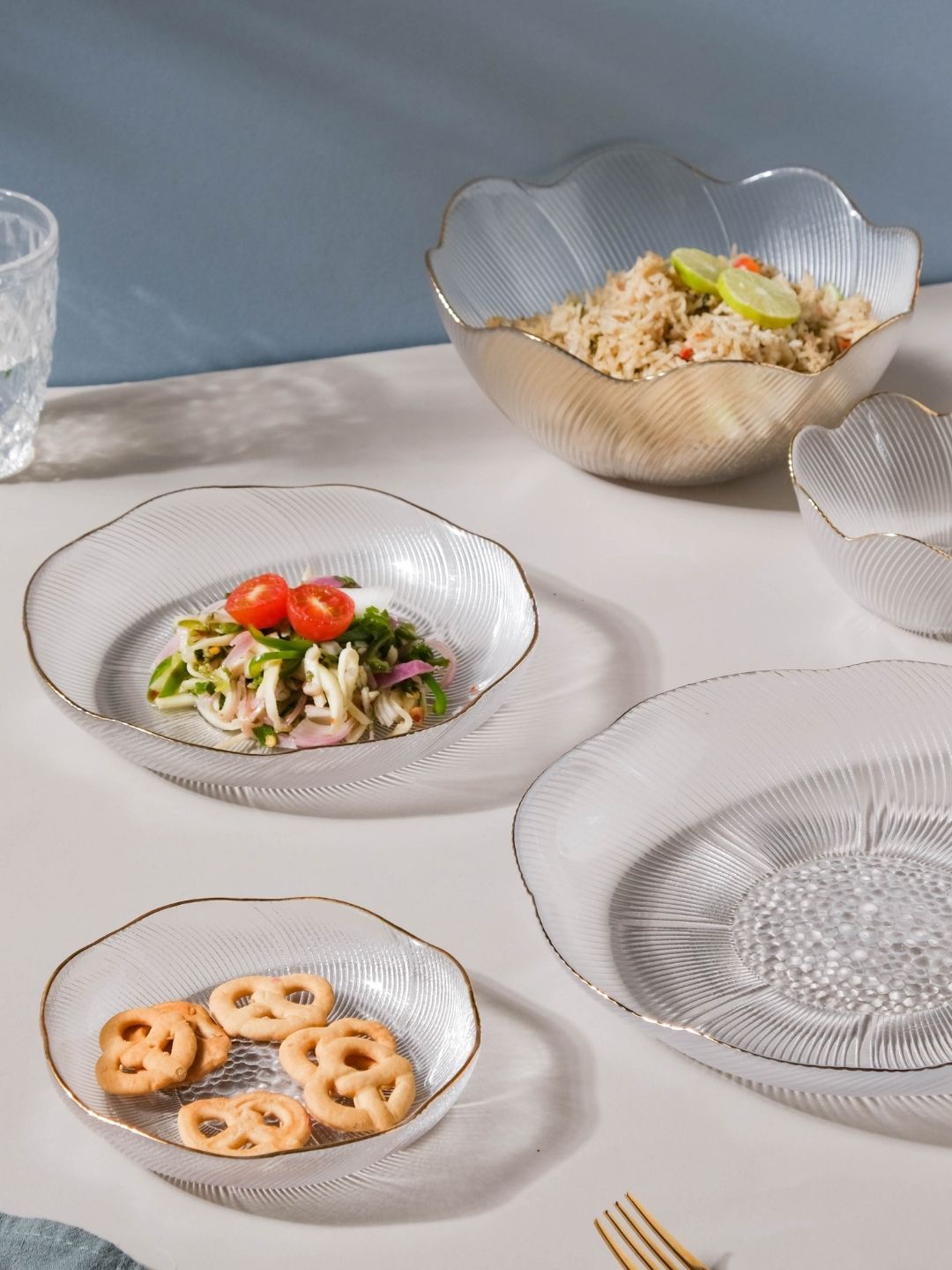 

Nestasia Textured Glass Salad Flower Plate, Transparent