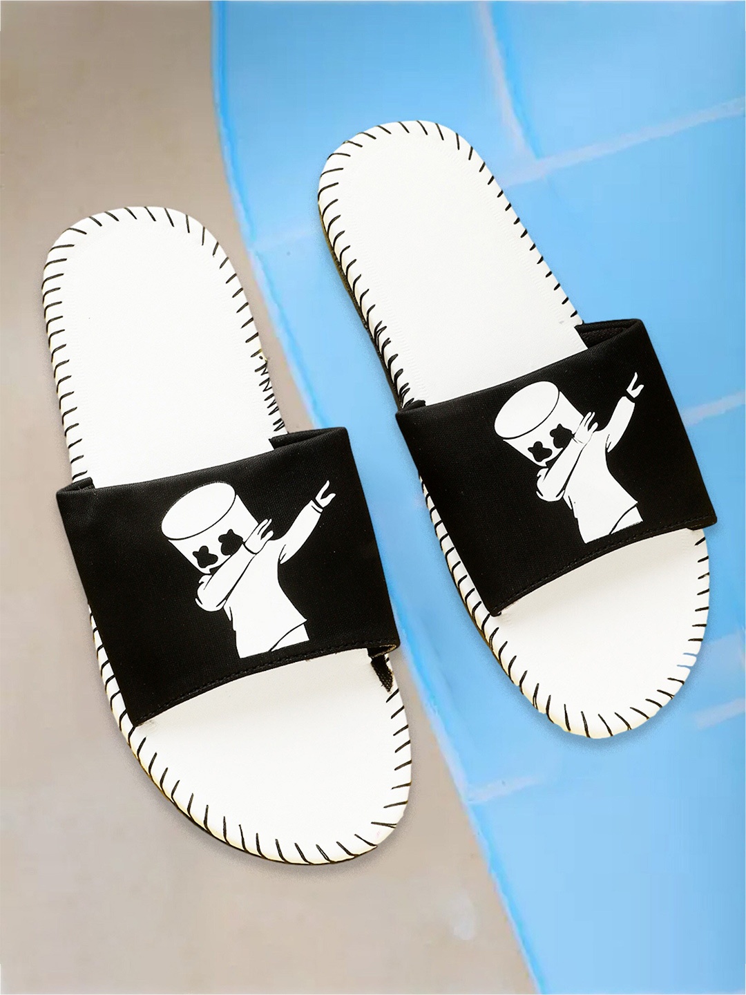 

Pampy Angel Men Printed Rubber Sliders, White