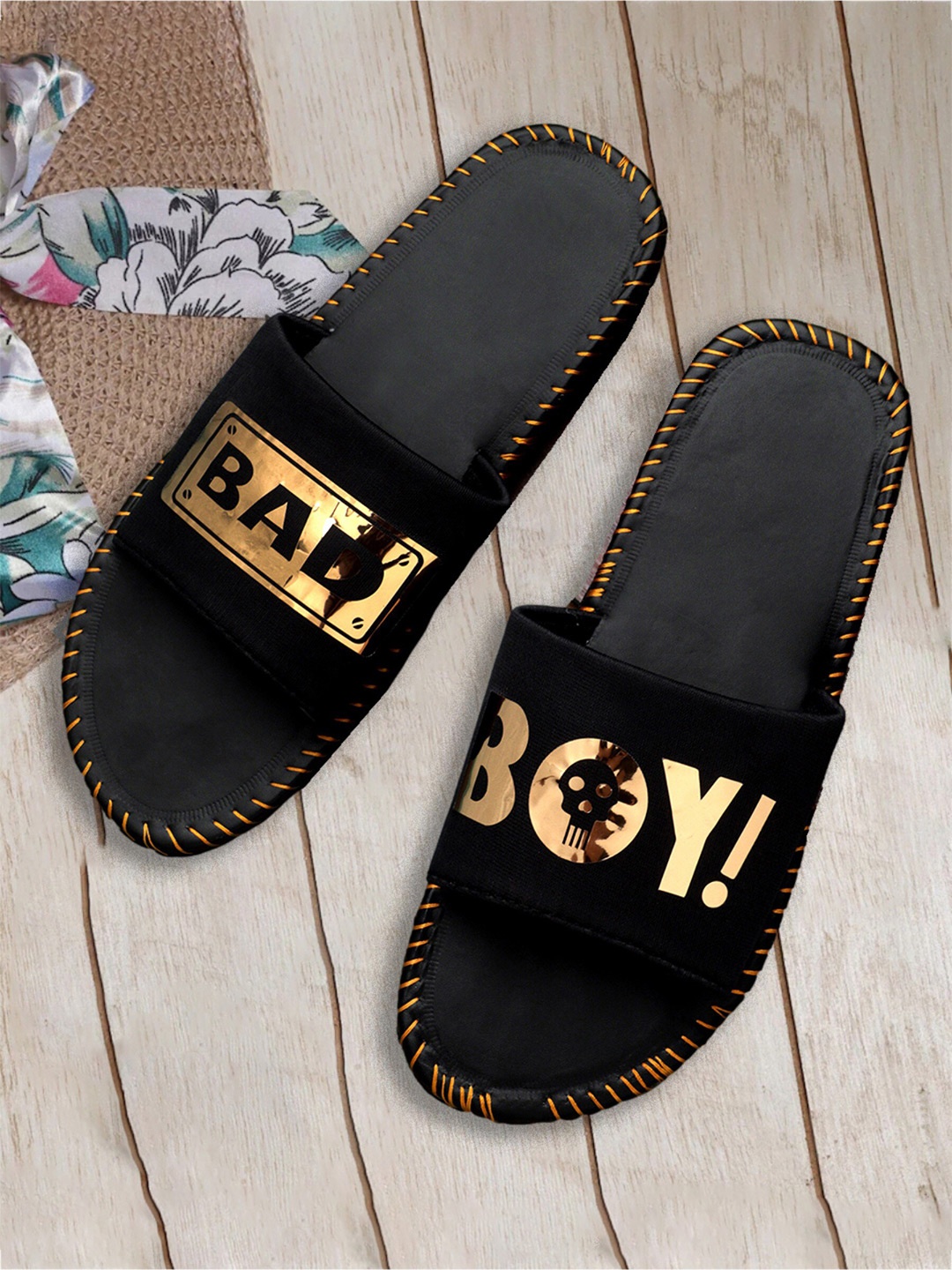 

Pampy Angel Men Printed Rubber Sliders, Gold