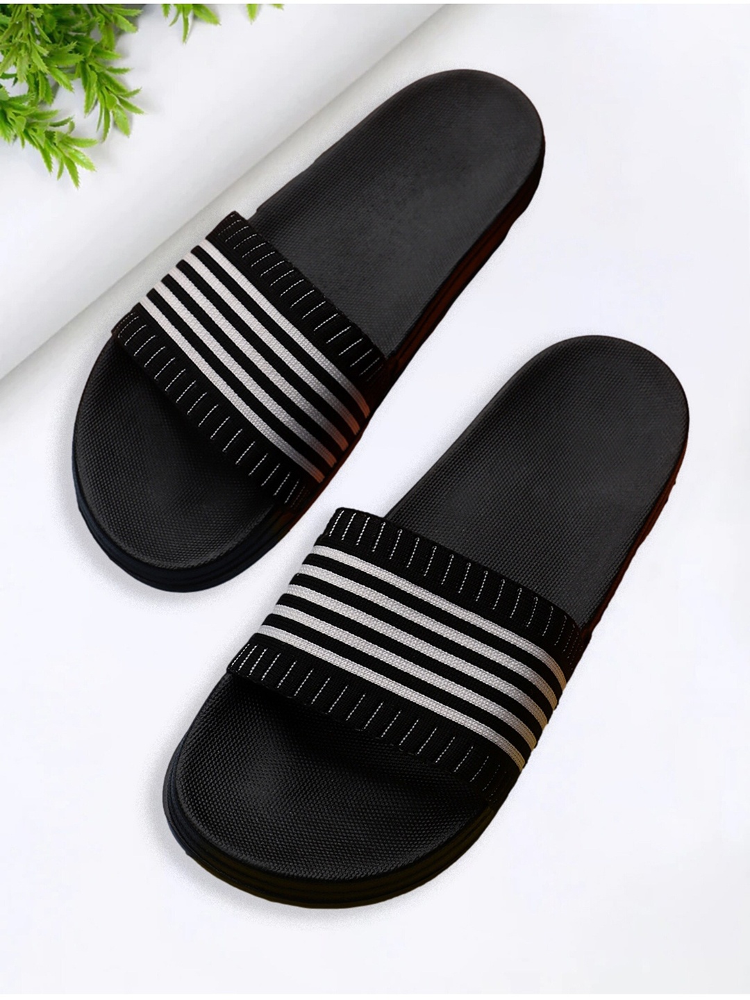 

Pampy Angel Men Striped Rubber Sliders, Black