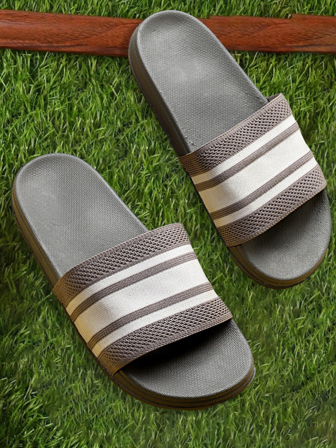 

Pampy Angel Women Striped Rubber Sliders, Grey