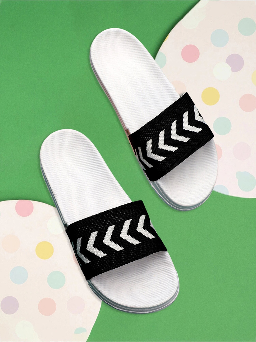

Pampy Angel Men Self Design Rubber Sliders, White