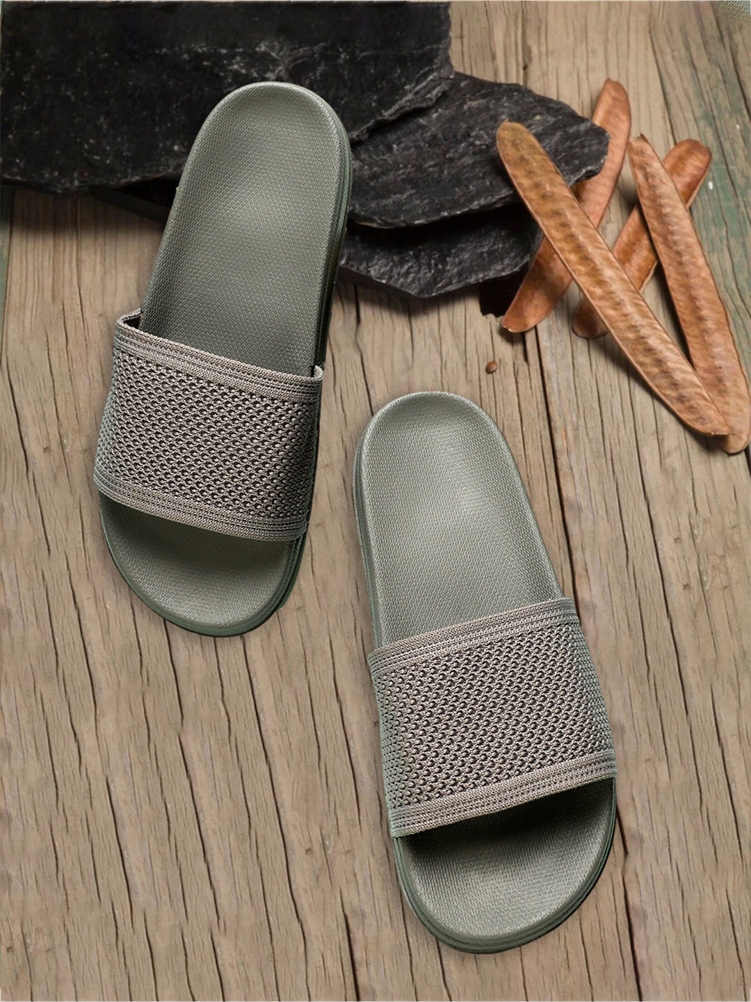 

Pampy Angel Women Rubber Sliders, Grey