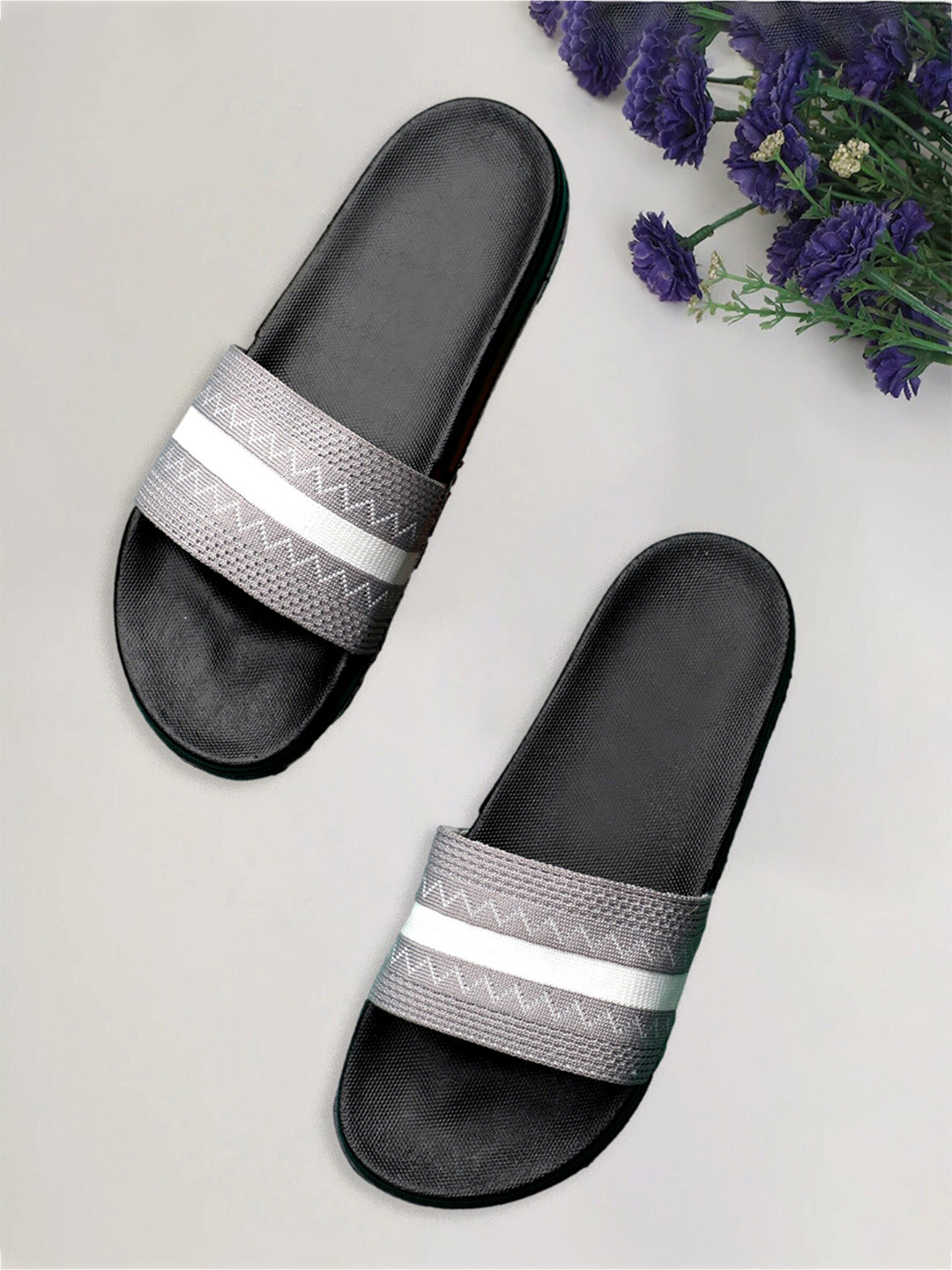 

Pampy Angel Men Rubber Sliders, Grey