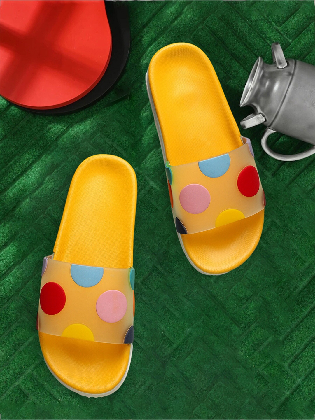 

Pampy Angel Women Printed Rubber Sliders, Yellow