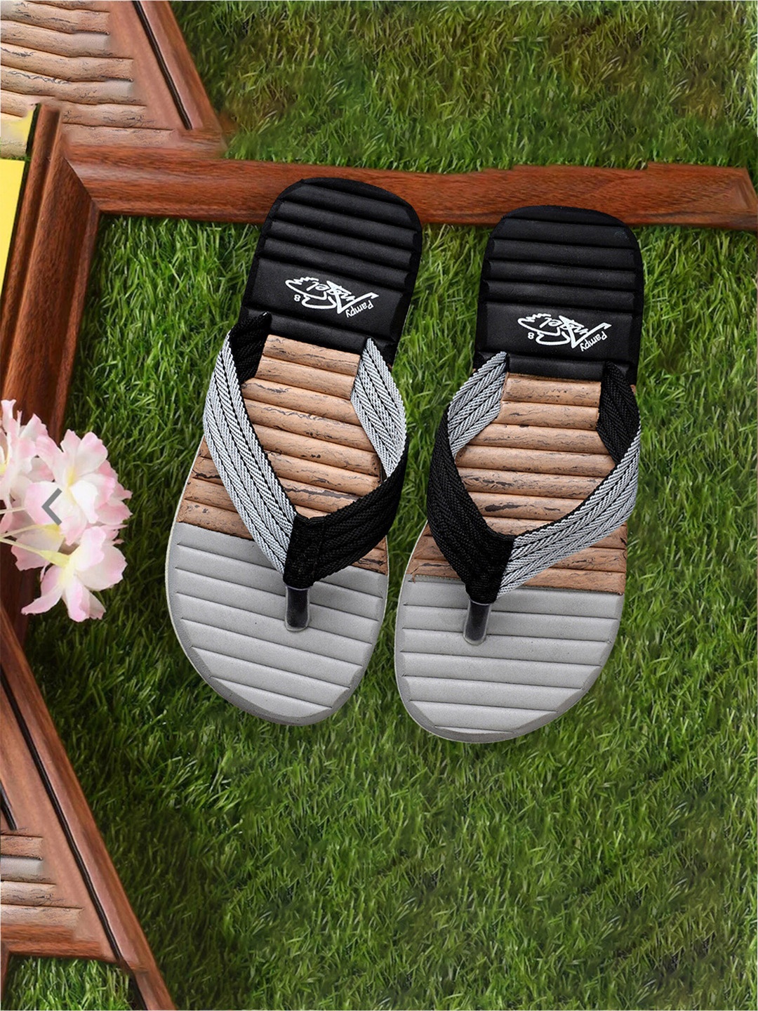 

Pampy Angel Men Colourblocked Rubber Thong Flip-Flops, Grey