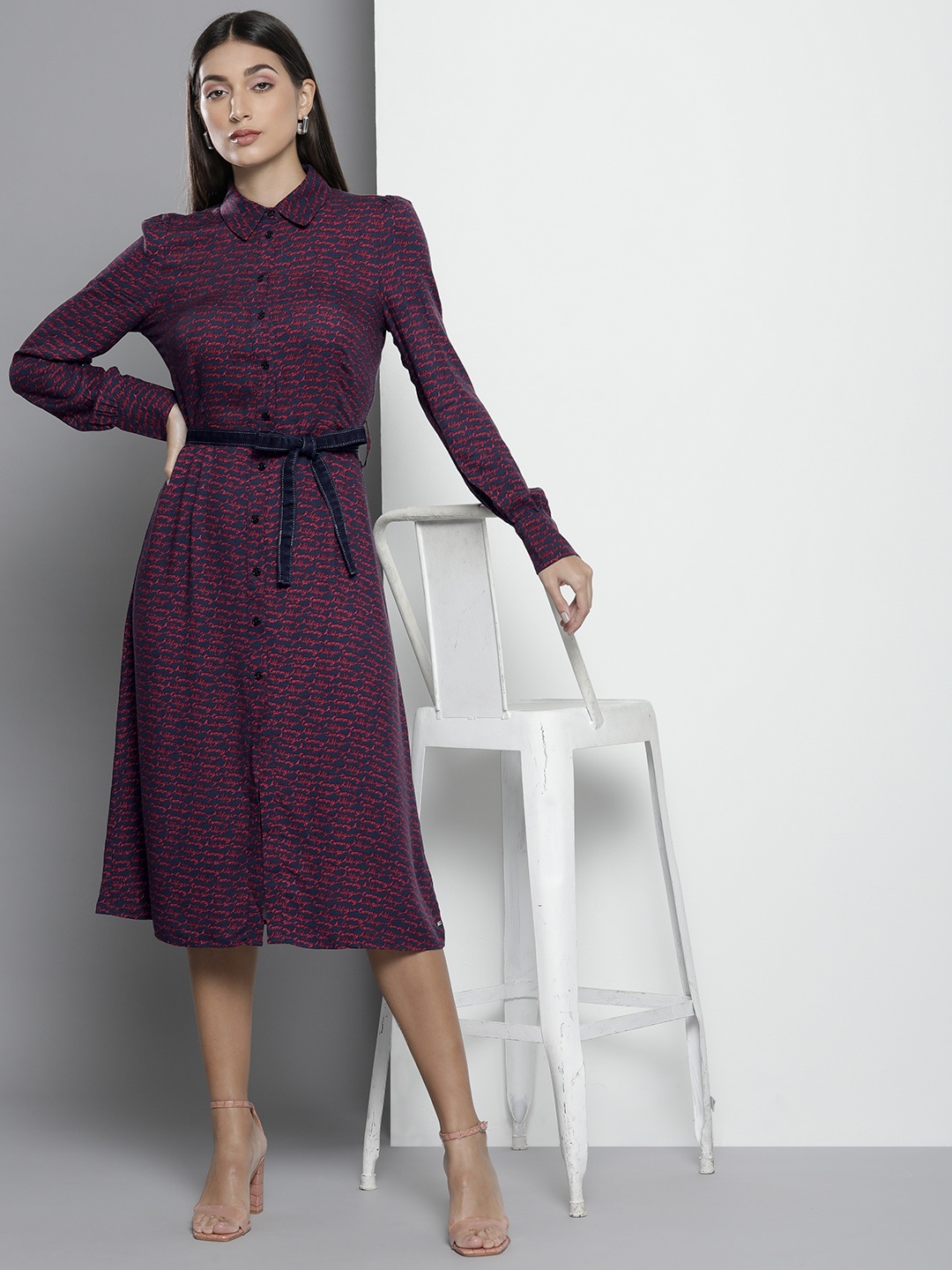 

Tommy Hilfiger Women Burgundy & Red Brand Logo Printed Shirt Midi Dress