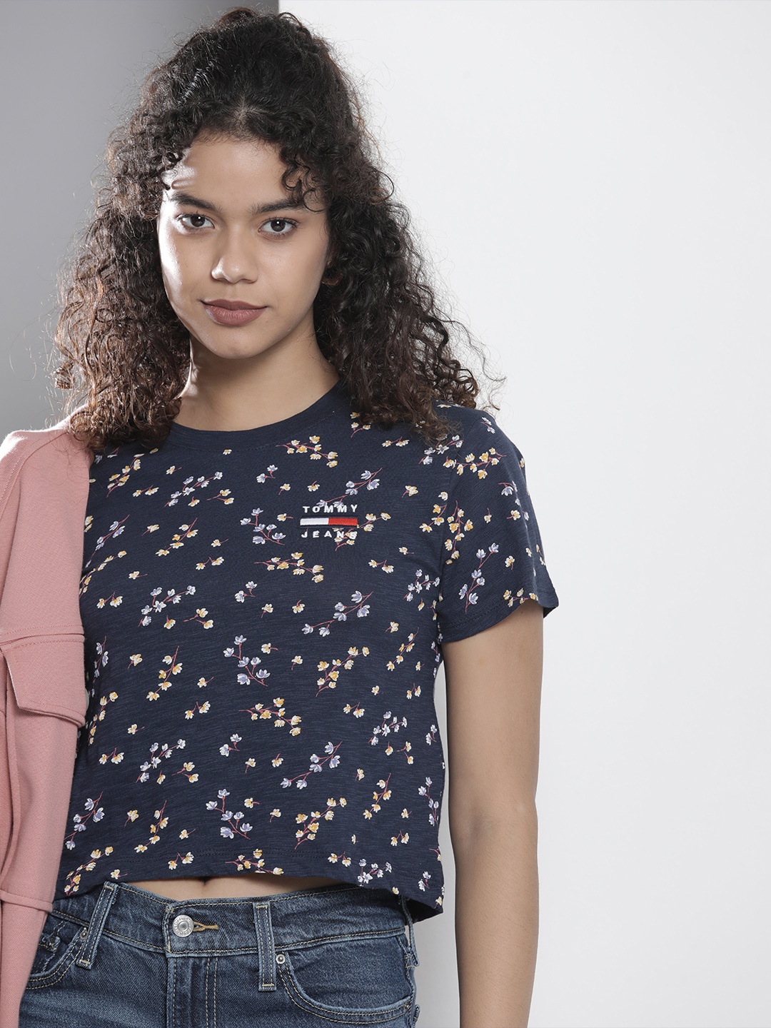 

Tommy Hilfiger Women Navy Blue Floral Printed Pure Cotton T-shirt with Brand Logo Detail