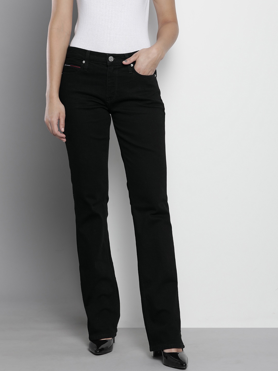 

Tommy Hilfiger Women Black Slim Fit Stretchable Jeans