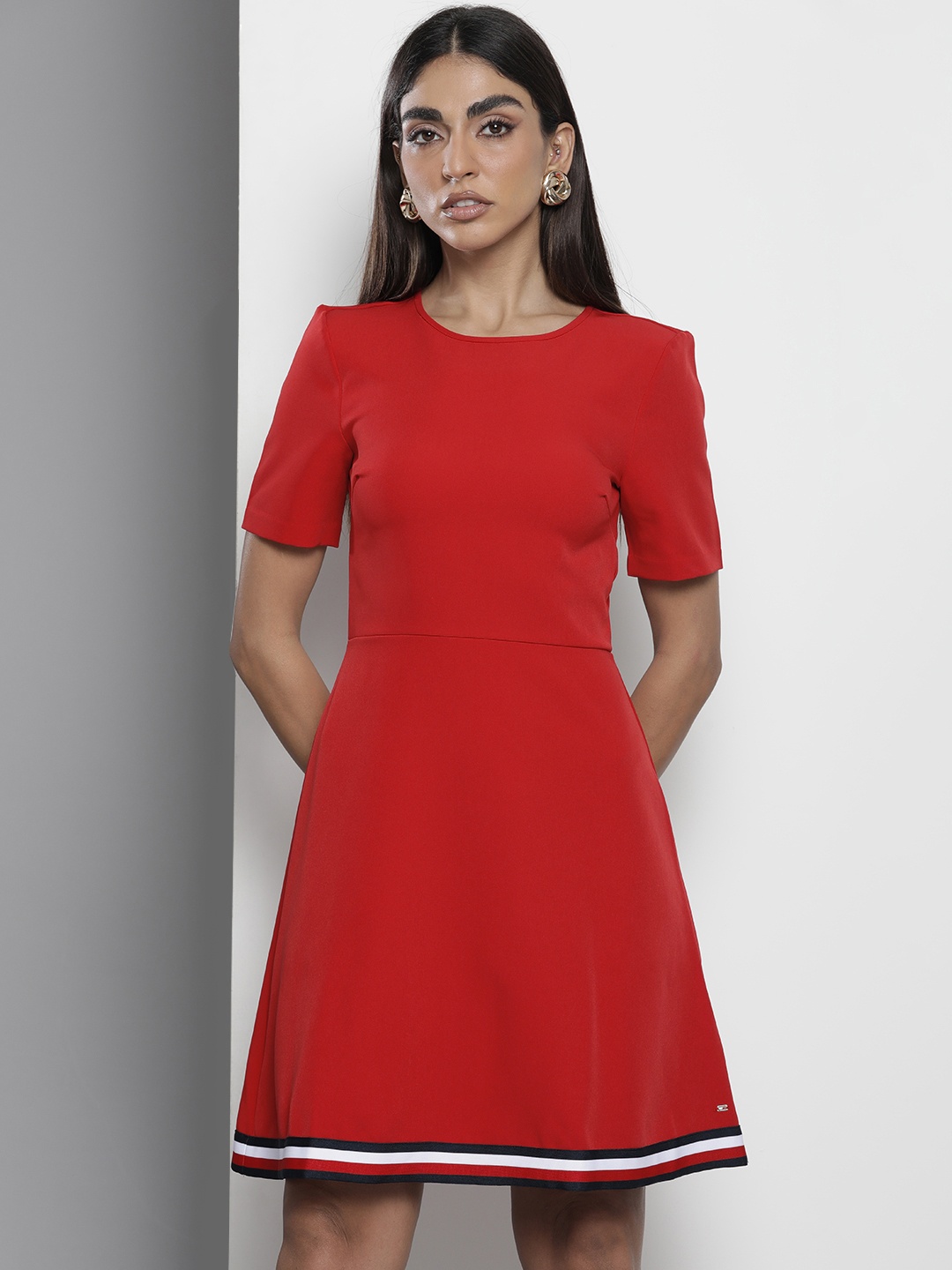 

Tommy Hilfiger Women Red Solid Puff Sleeves Fit And Flare Dress