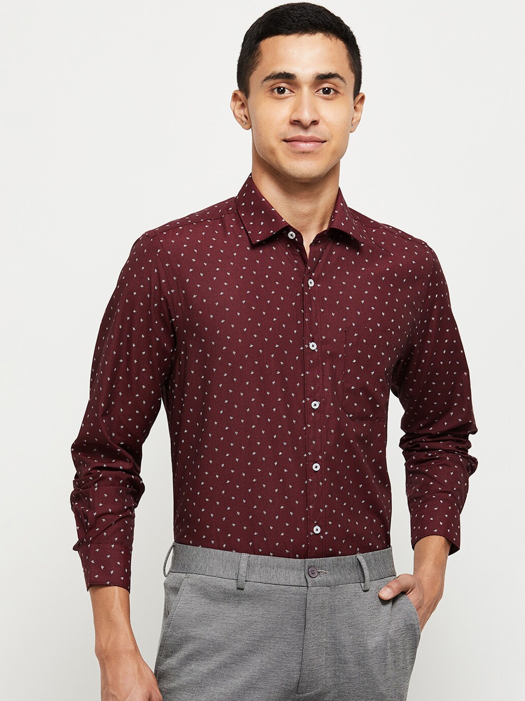 

max Men Maroon Printed Formal Shirt