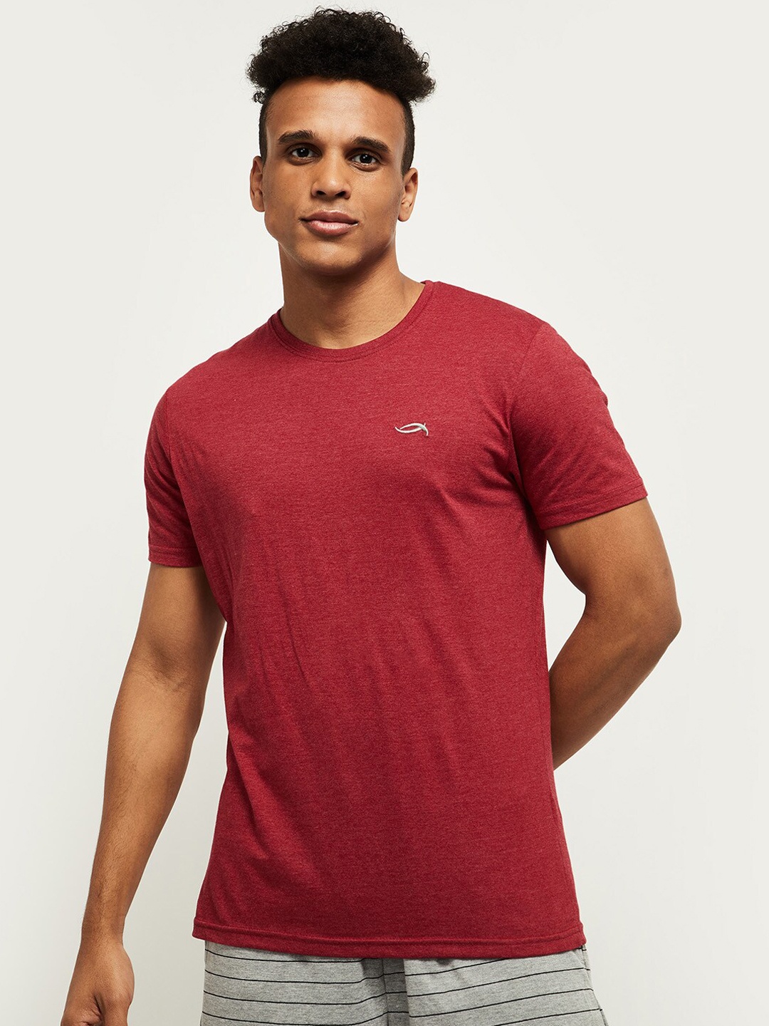 

max Men Red Solid Short Sleeves Round Neck Pure Cotton Lounge T-shirts
