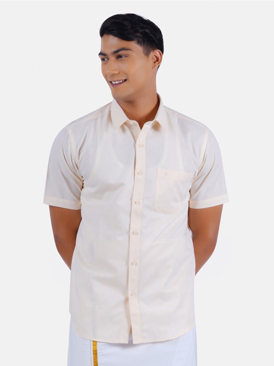 

Ramraj Men Cream-Coloured Pure Cotton Casual Shirt