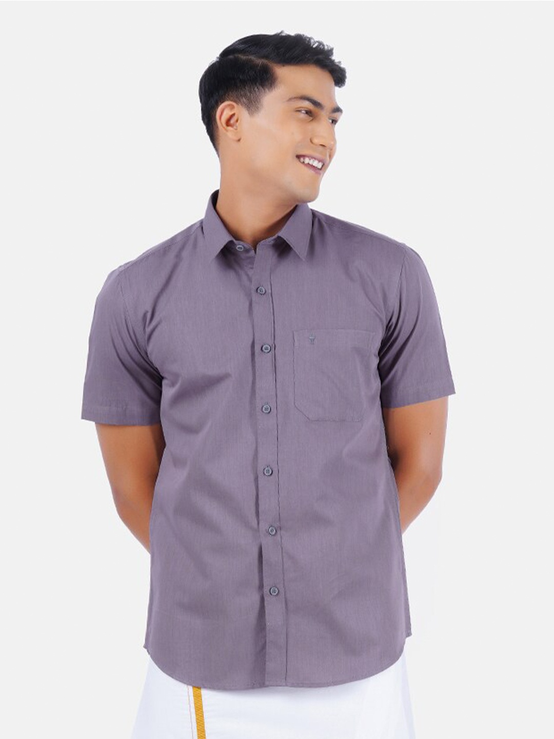 

Ramraj Men Purple Solid Pure Cotton Casual Shirt