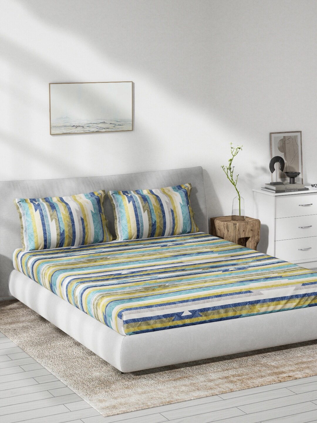DDecor Off White & Blue Striped 130 TC Queen Bedsheet with 2 Pillow Covers