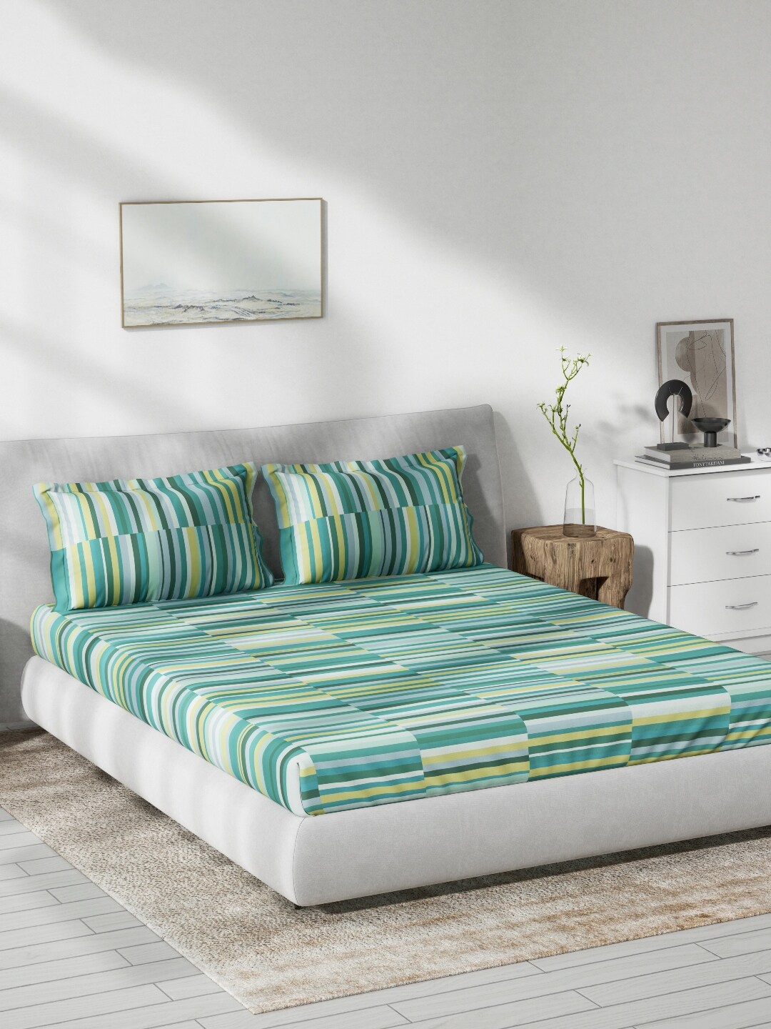 

DDecor Green & White Striped 130 TC Queen Bedsheet with 2 Pillow Covers