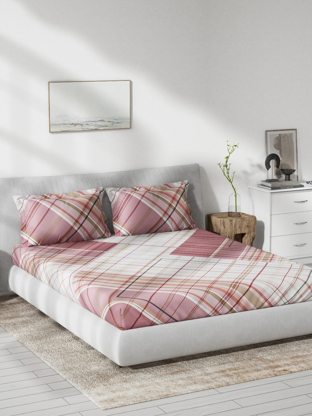 

DDecor Geometric 130 TC Cotton Queen Bedsheet with 2 Pillow Covers, Pink