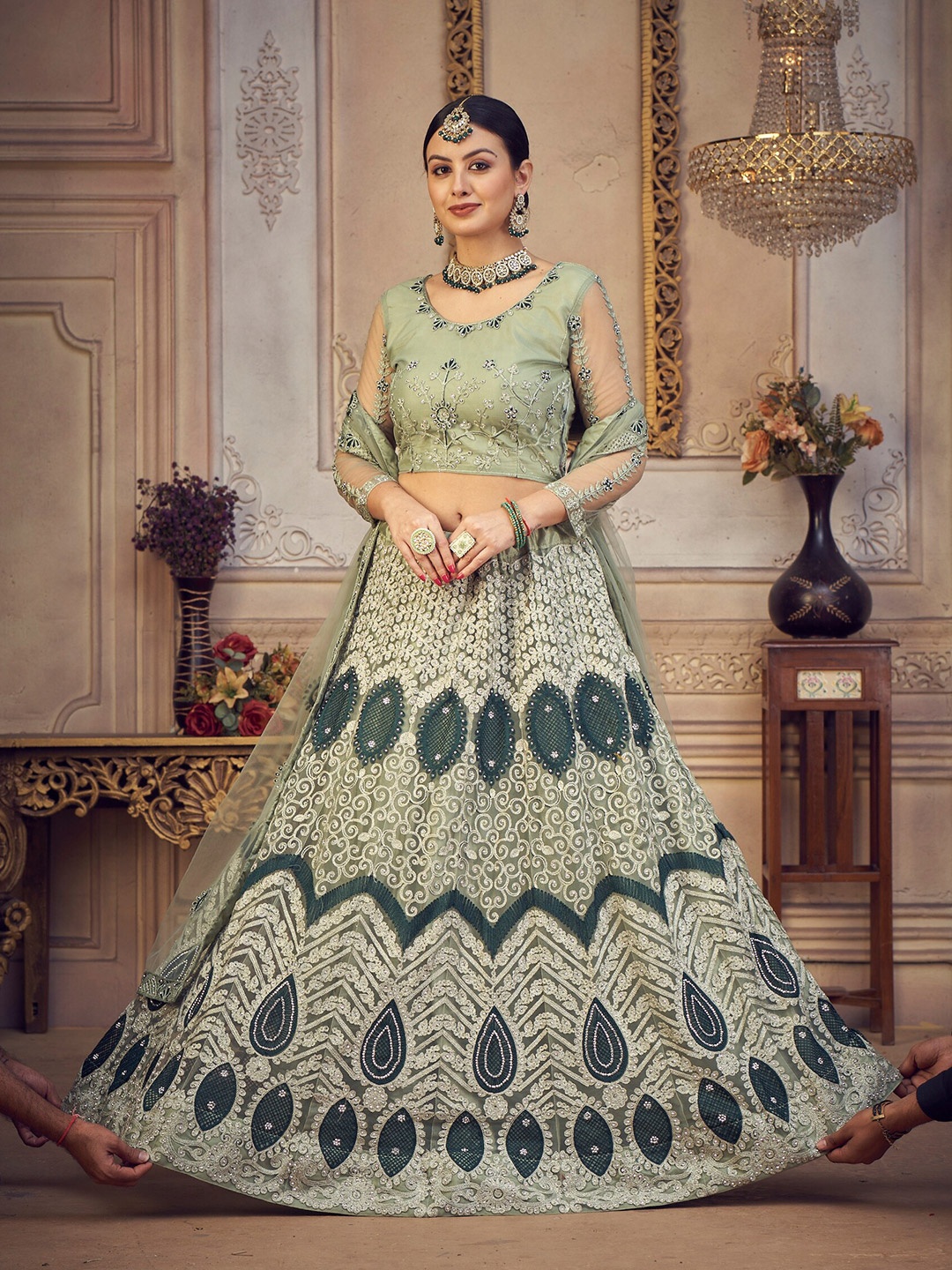 

Atsevam Green & Silver-Toned Embroidered Semi-Stitched Lehenga Choli