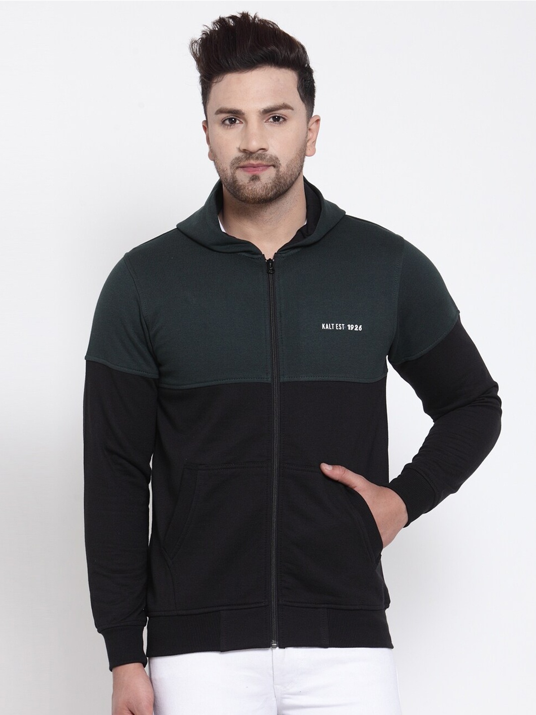 

Kalt Men Green Colourblocked Sweatshirt