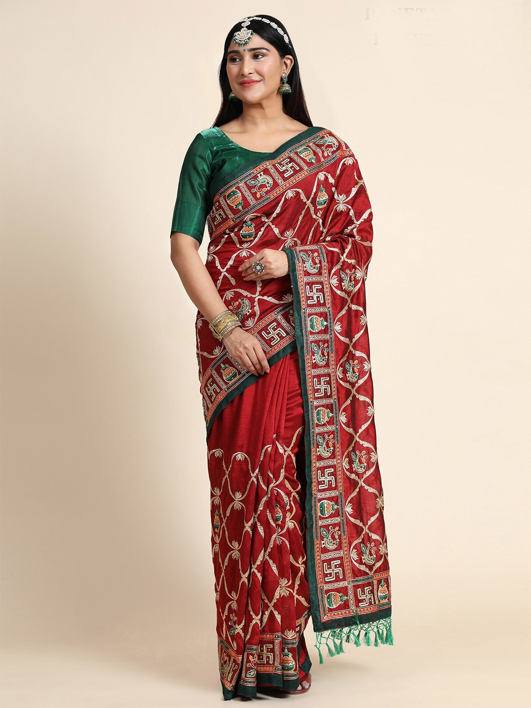 

ASPORA Maroon & Green Checked Zari Silk Blend Heavy Work Patola Saree