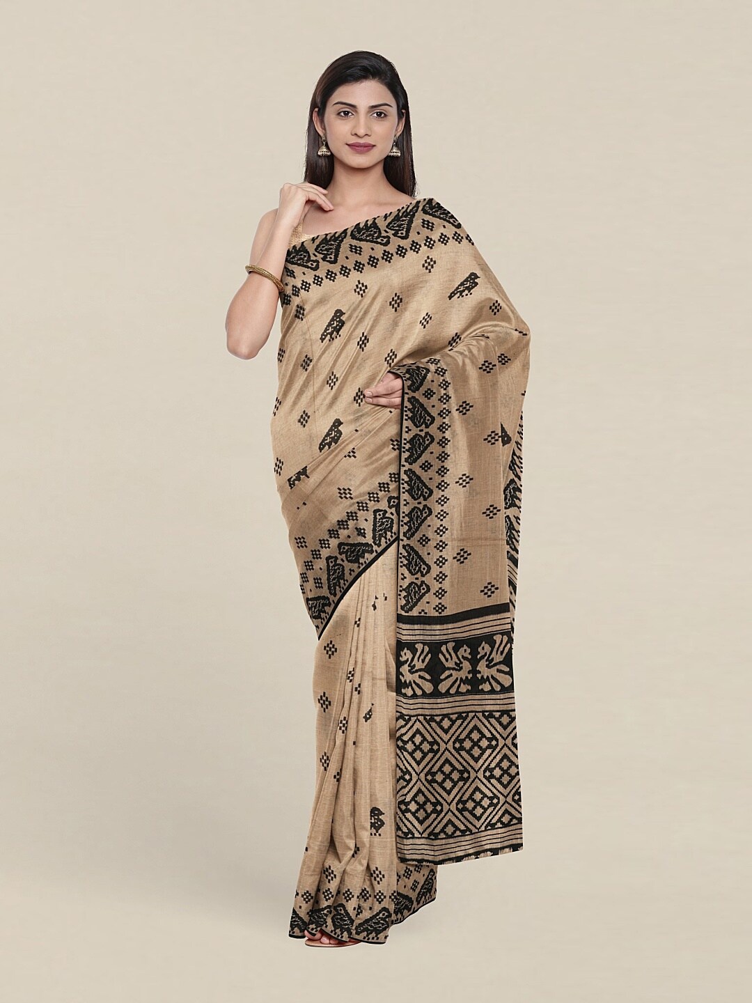 

Pothys Beige & Black Ethnic Motifs Printed Pure Cotton Saree