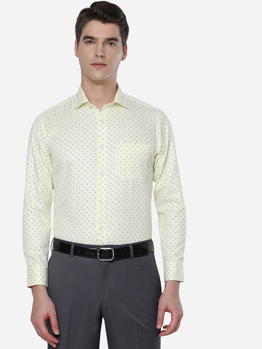 

Greenfibre Men Yellow Slim Fit Formal Shirt