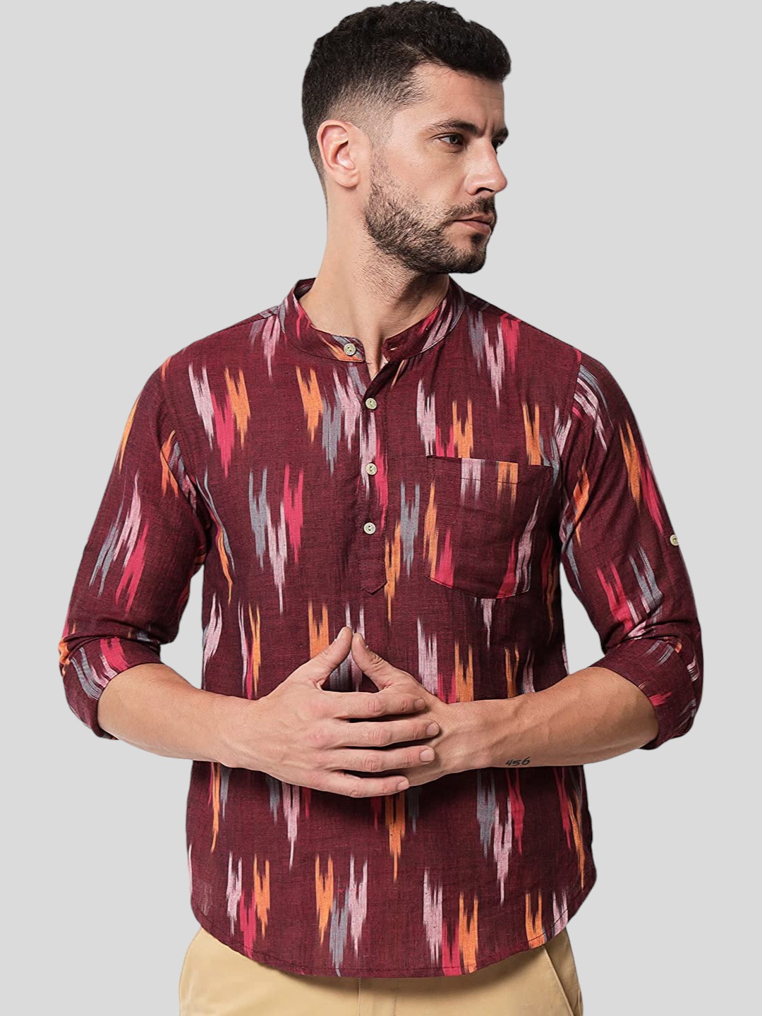 

Vastraa Fusion Ikat Printed Pure Cotton Kurta, Maroon