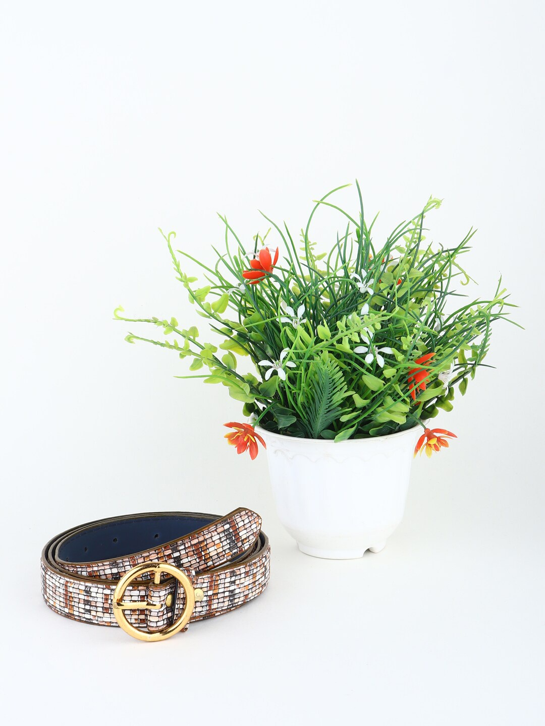 

Swiss Design Women Textured Belt, White