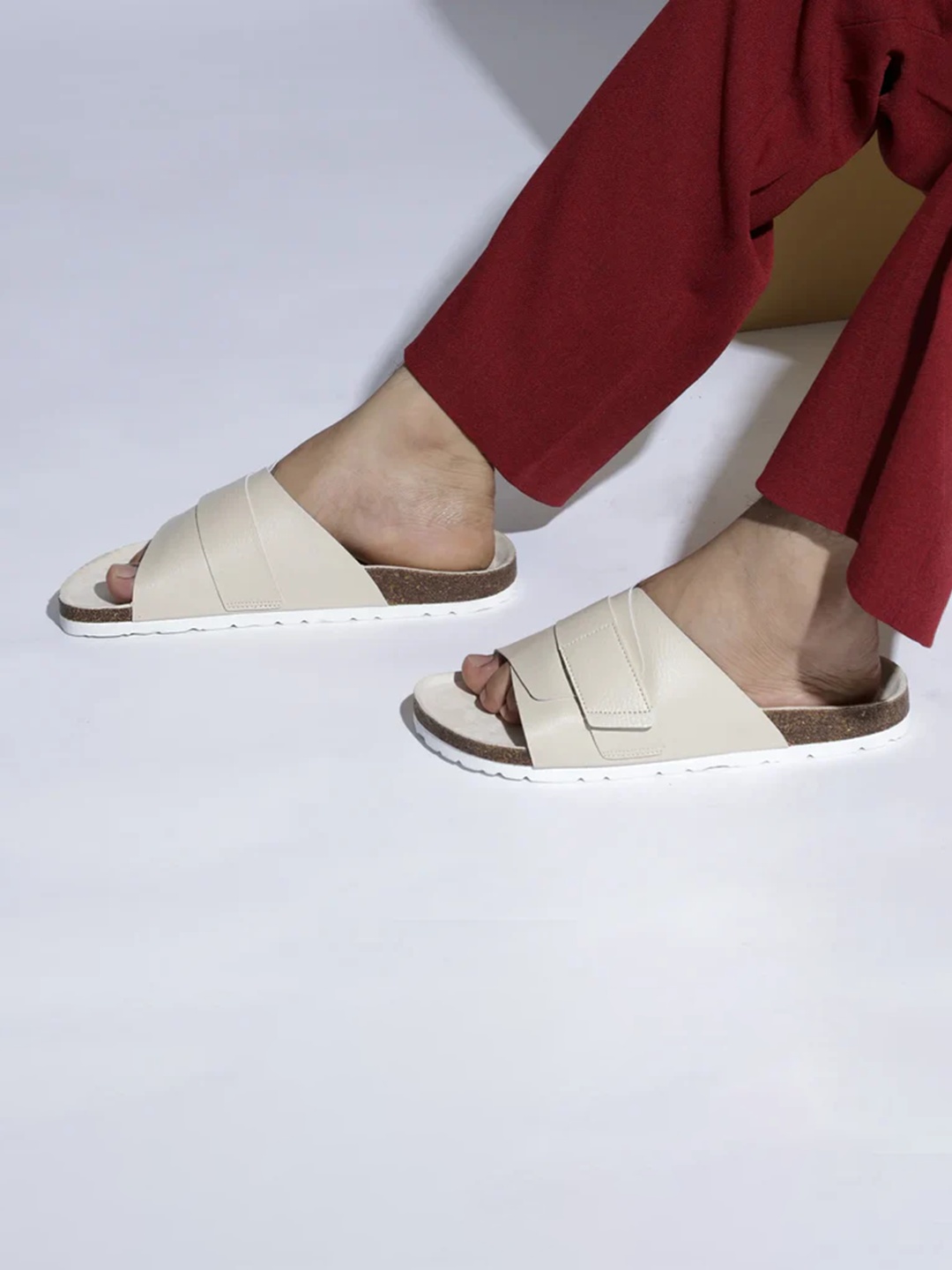 

NoStrain Men Double Layered Cork Sandals, Beige