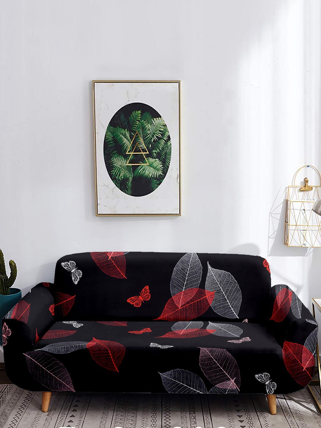 

Cortina Black & Red Printed 4-Seater Non-Slip Sofa Cover