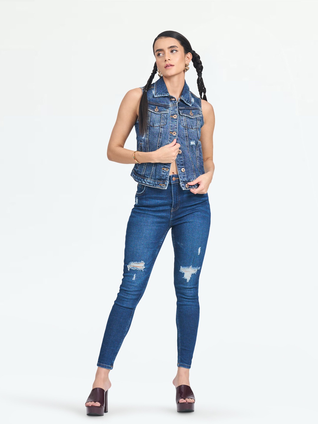 

LOVEGEN Women Blue Skinny Fit High-Rise Mildly Distressed Light Fade Stretchable Jeans