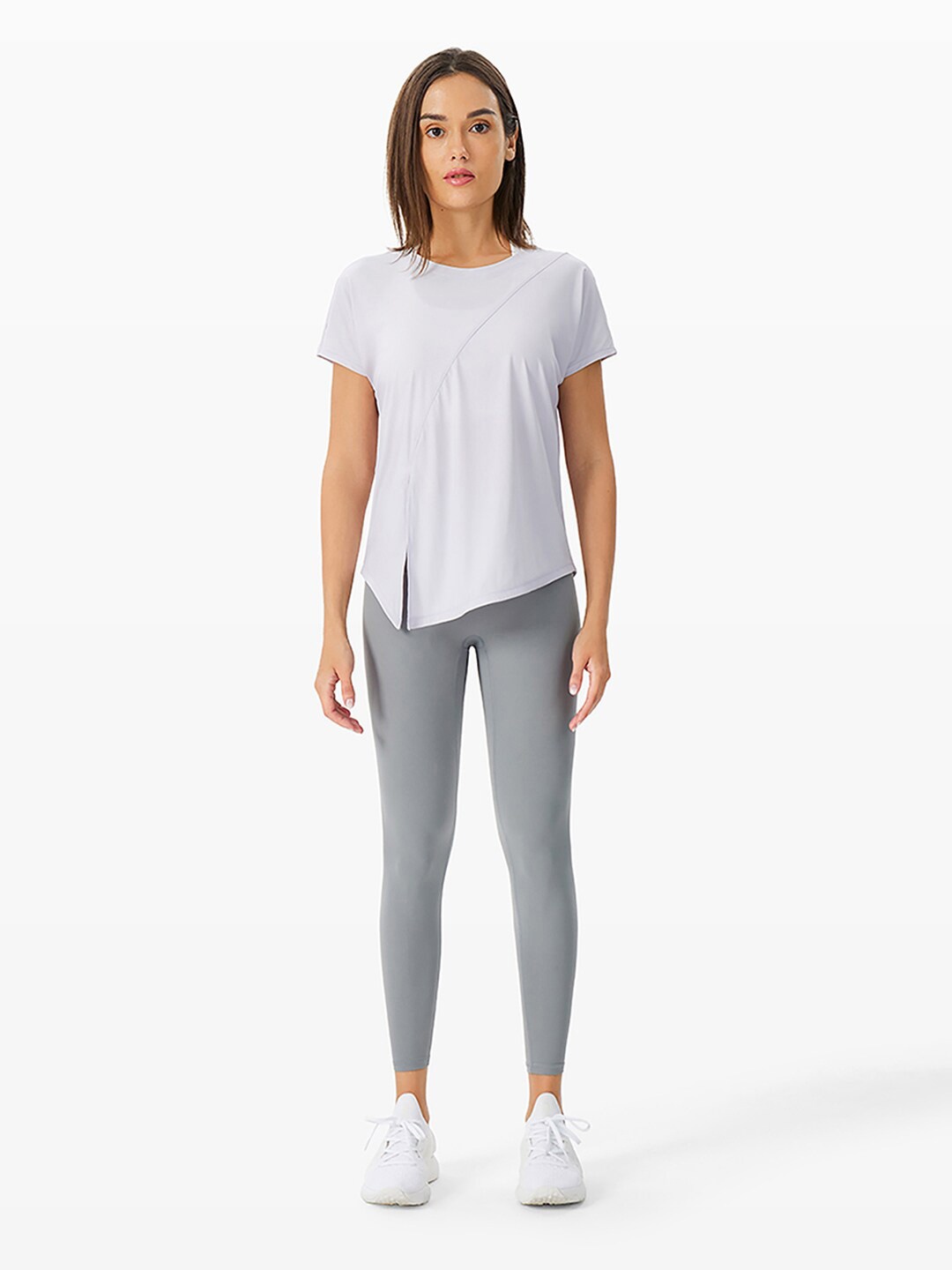 

JC Collection White Solid Tiered Top