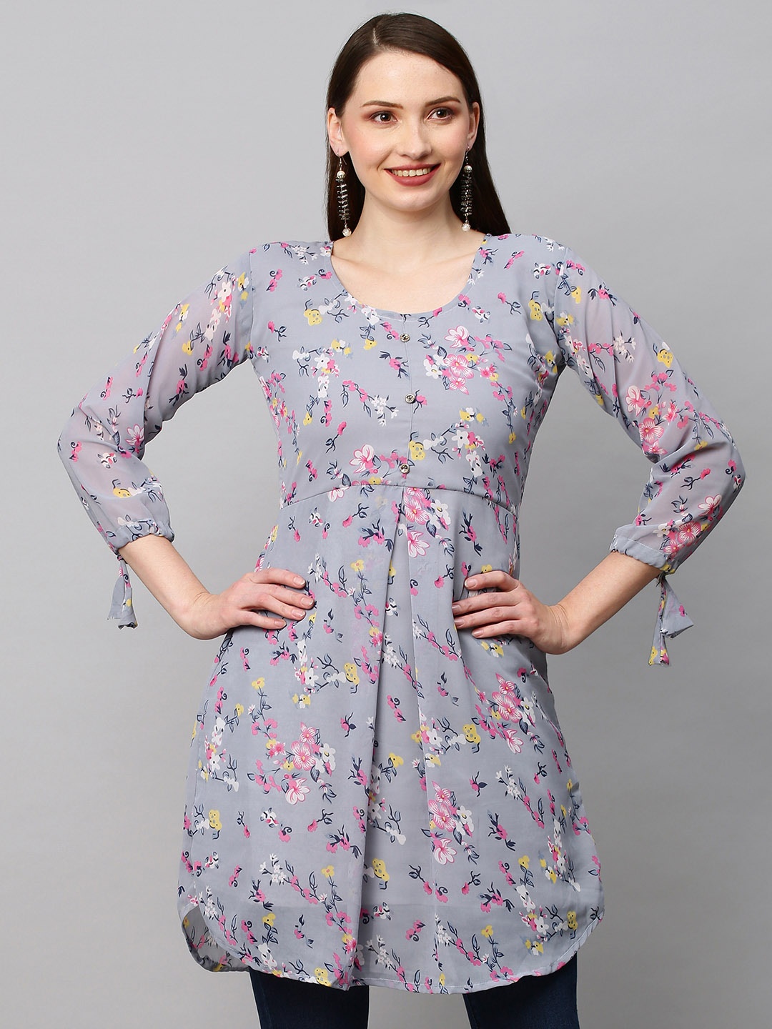 

TORONFRAS Grey Floral Printed Round Neck Pleated Kurti