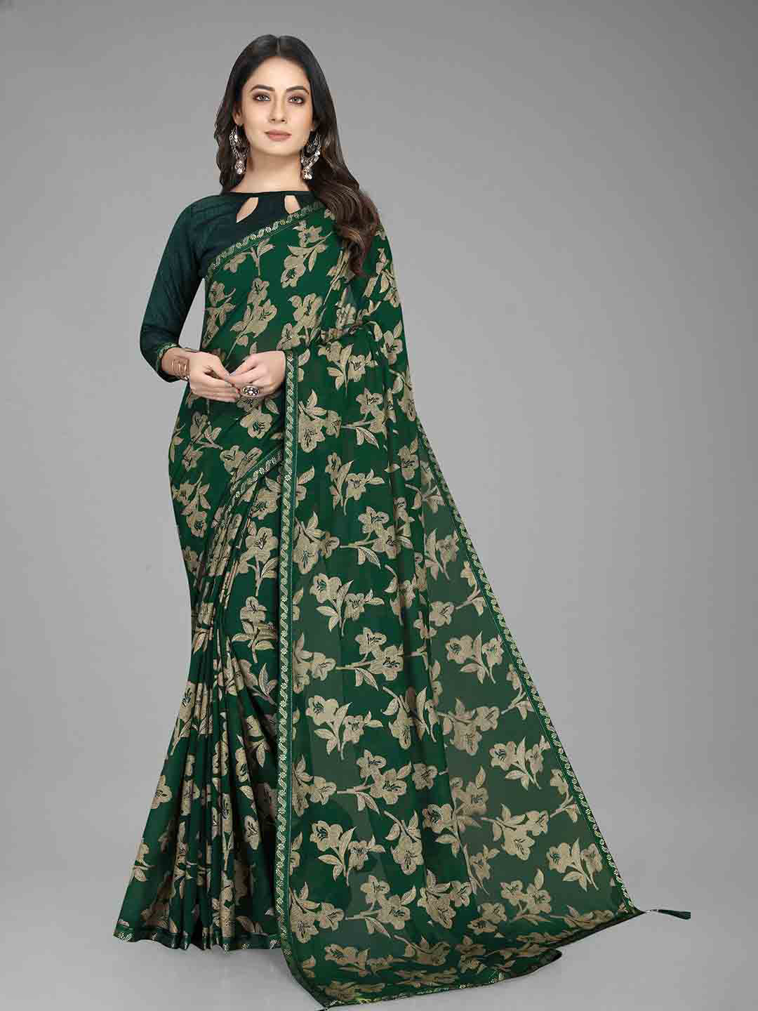 

DEETYA ARTS Green & Gold-Toned Floral Embroidered Pure Georgette Kanjeevaram Saree