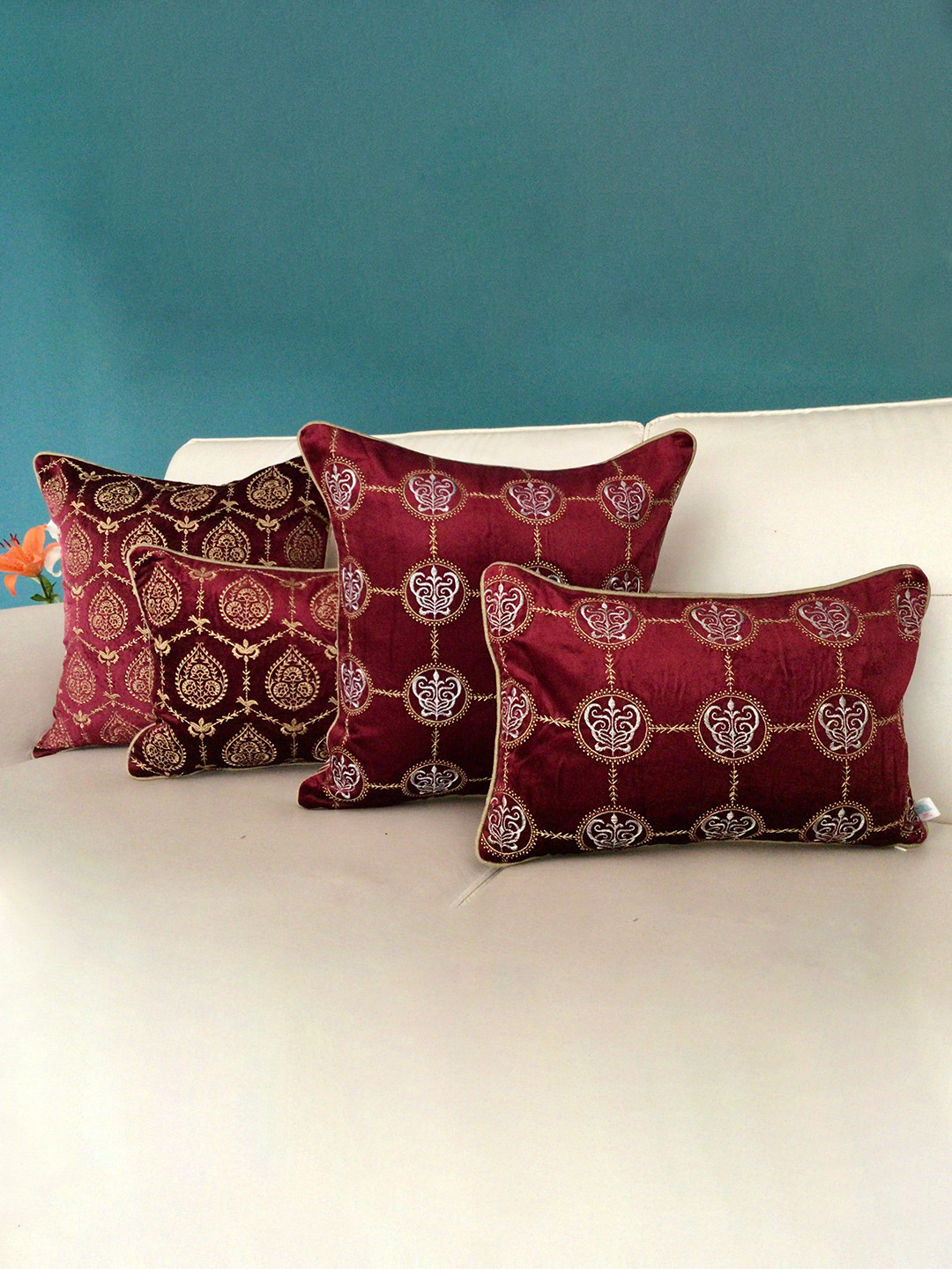 

TARA- Sparkling Homes Maroon & Gold-Toned Ethnic Motifs Velvet Square Cushion Covers