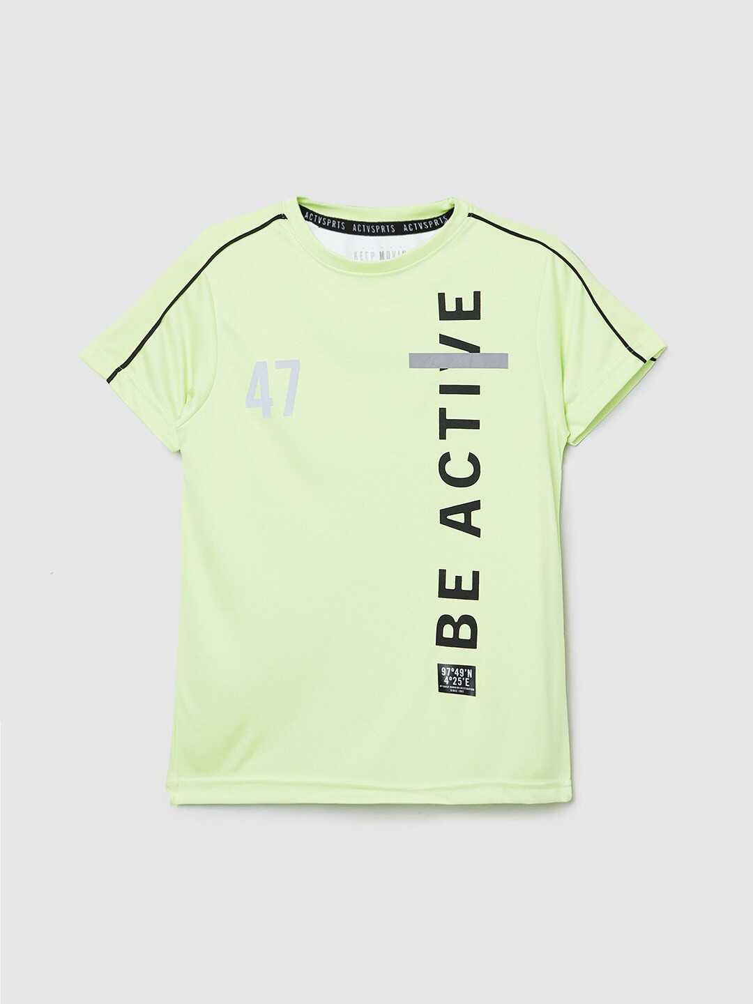 

max Boys Green Typography Printed Applique T-shirt