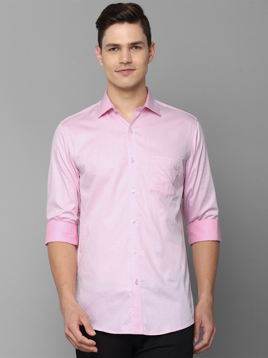 

Allen Solly Men Pink Slim Fit Printed Pure Cotton Casual Shirt