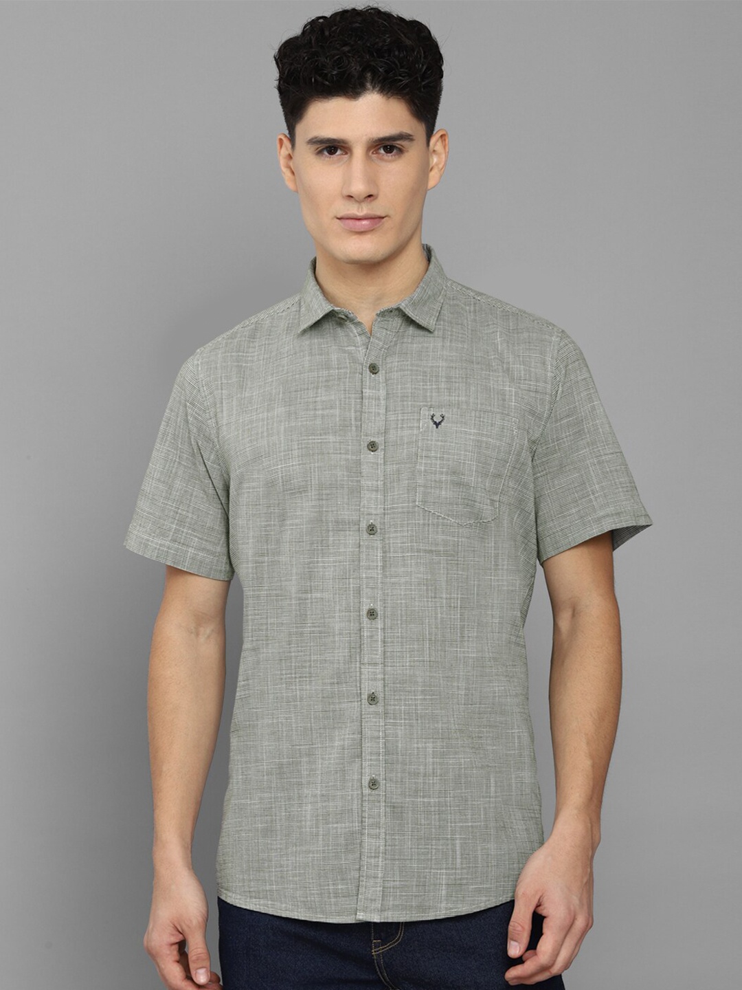 

Allen Solly Sport Men Green Short Sleeves Spread Collar Pure Cotton Casual Shirt