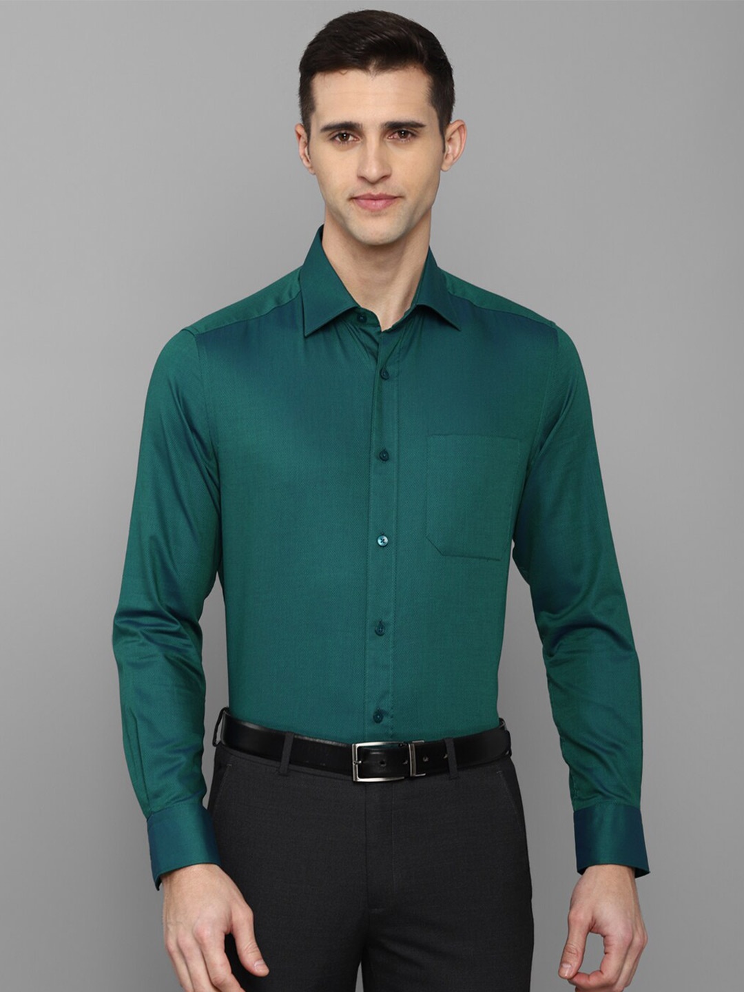 

Louis Philippe Men Green Regular Fit Cotton Formal Shirt