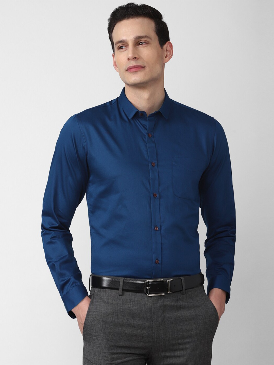 

Peter England Men Blue Slim Fit Cotton Formal Shirt