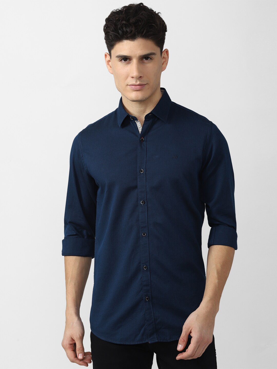 

Peter England Casuals Men Navy Blue Pure Cotton Slim Fit Casual Shirt