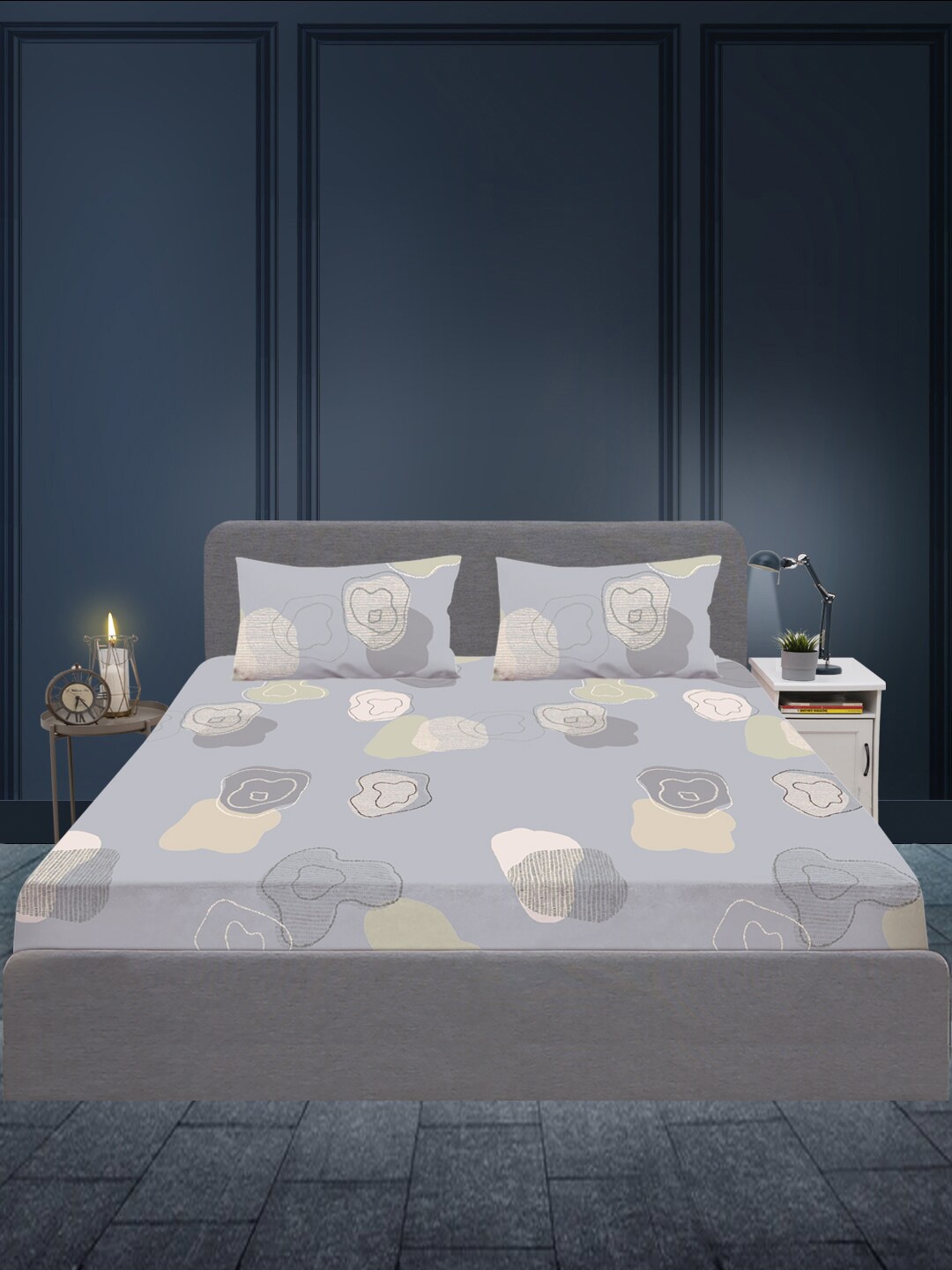 

SLEEPX Grey & White Geometric 180 TC King Bedsheet with 2 Pillow Covers