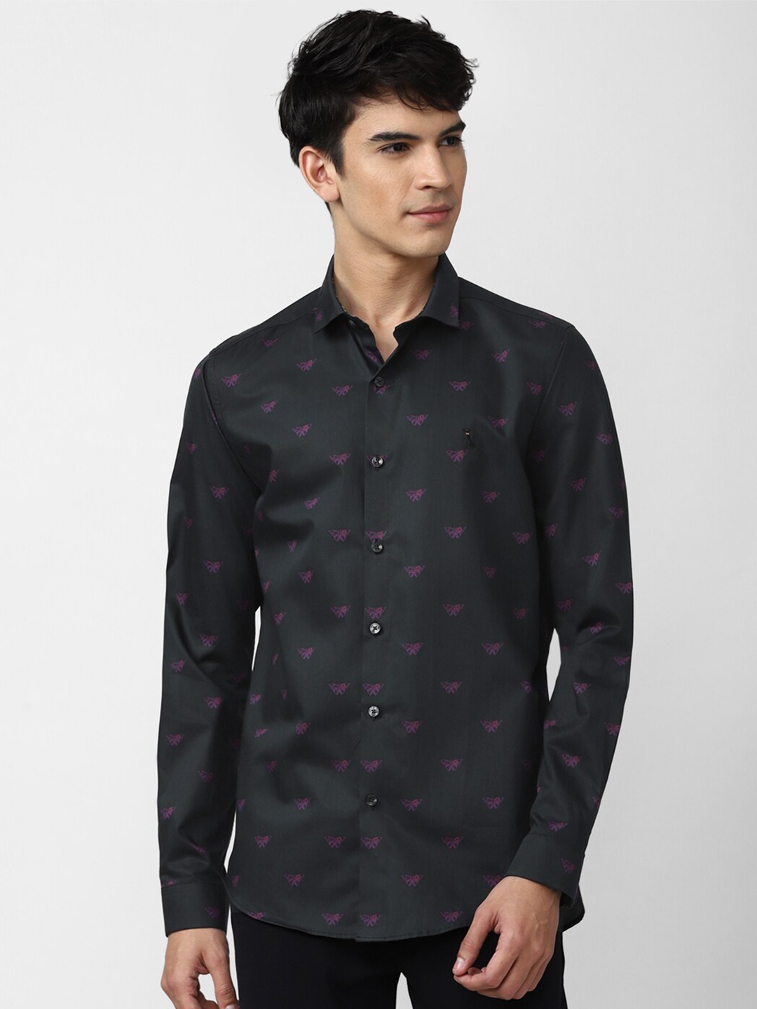 

SIMON CARTER LONDON Men Charcoal Slim Fit Printed Pure Cotton Casual Shirt