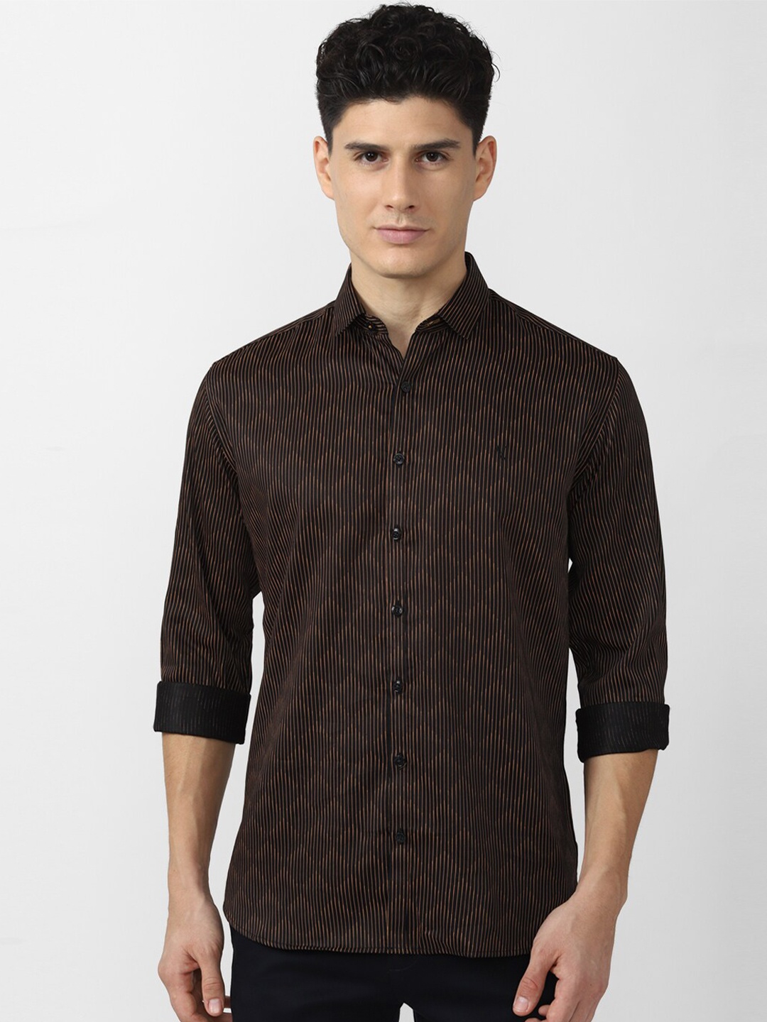 

V Dot Men Brown Slim Fit Printed Formal Shirt