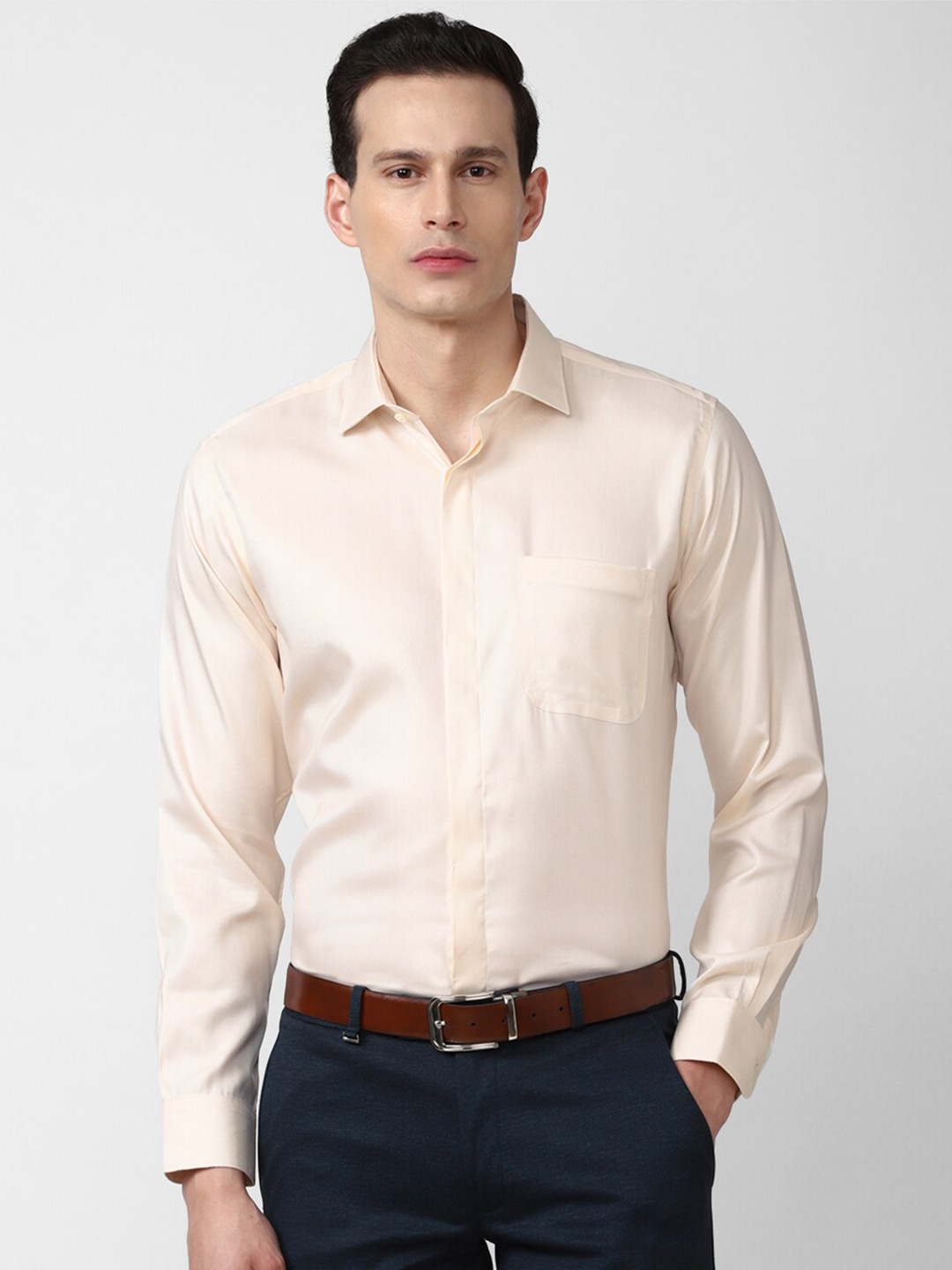 

Van Heusen Men Beige Solid Cotton Formal Shirt