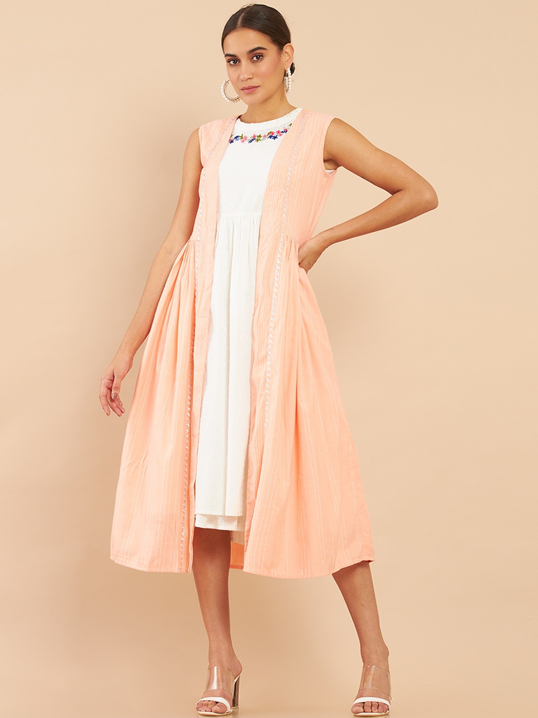 

Soch Women Peach-Coloured Embroidered Pure Cotton Kurta