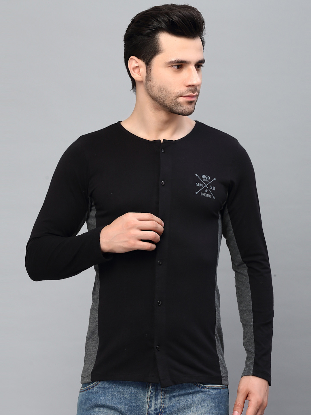 

Rigo Men Typography Printed Slim Fit T-shirt, Black