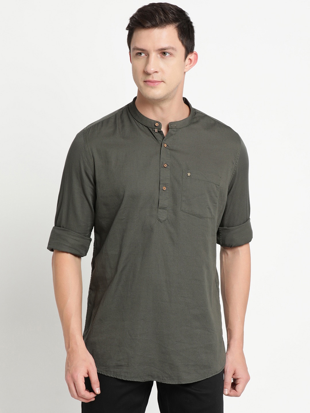 

Turtle Men Solid Green Pure Cotton Kurta, Olive