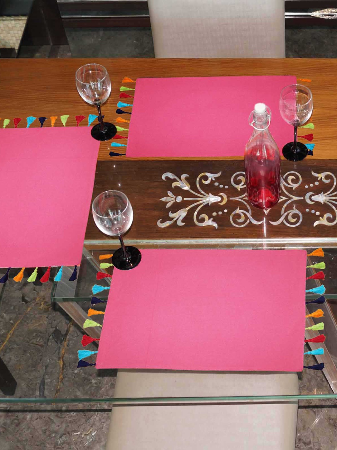 

Lushomes Red Solid Cotton Table Placemats